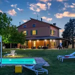 Traiani 8&2 By Marche * Piagge