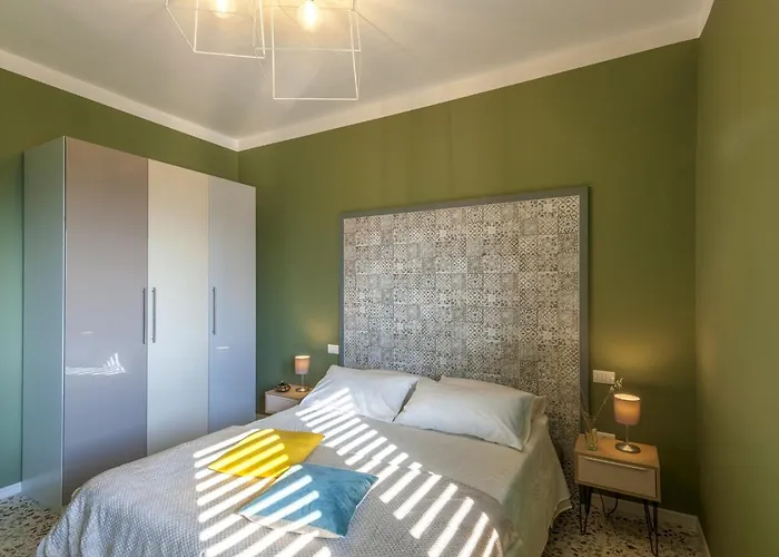 Traiani 8&2 By Marche